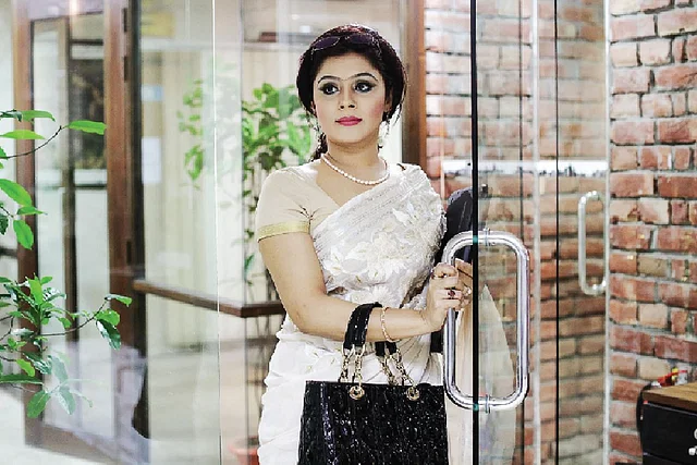 আন্তর্জাতিক সংস্থায় চাকরি, বেতন প্রায় ২ লাখ, সুযোগ ওয়ার্ক ফ্রম হোমের