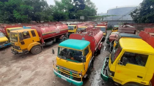 অনির্দিষ্টকালের ধর্মঘটে চার সংগঠন, জ্বালানি তেল পরিবহন ও বিক্রি বন্ধ