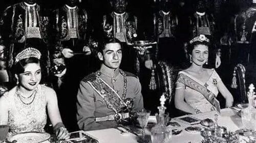 ইরান আর মিসরের ‘অসাধারণ বন্ধুত্ব’ যেভাবে শত্রুতায় পরিণত হল