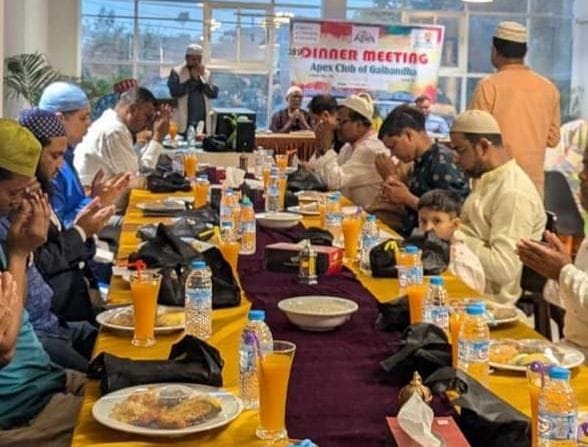 এপেক্স ক্লাব অব গাইবান্ধা'র ইফতার মাহফিল ও ৩৮৯ তম ডিনার মিটিং অনুষ্ঠিত