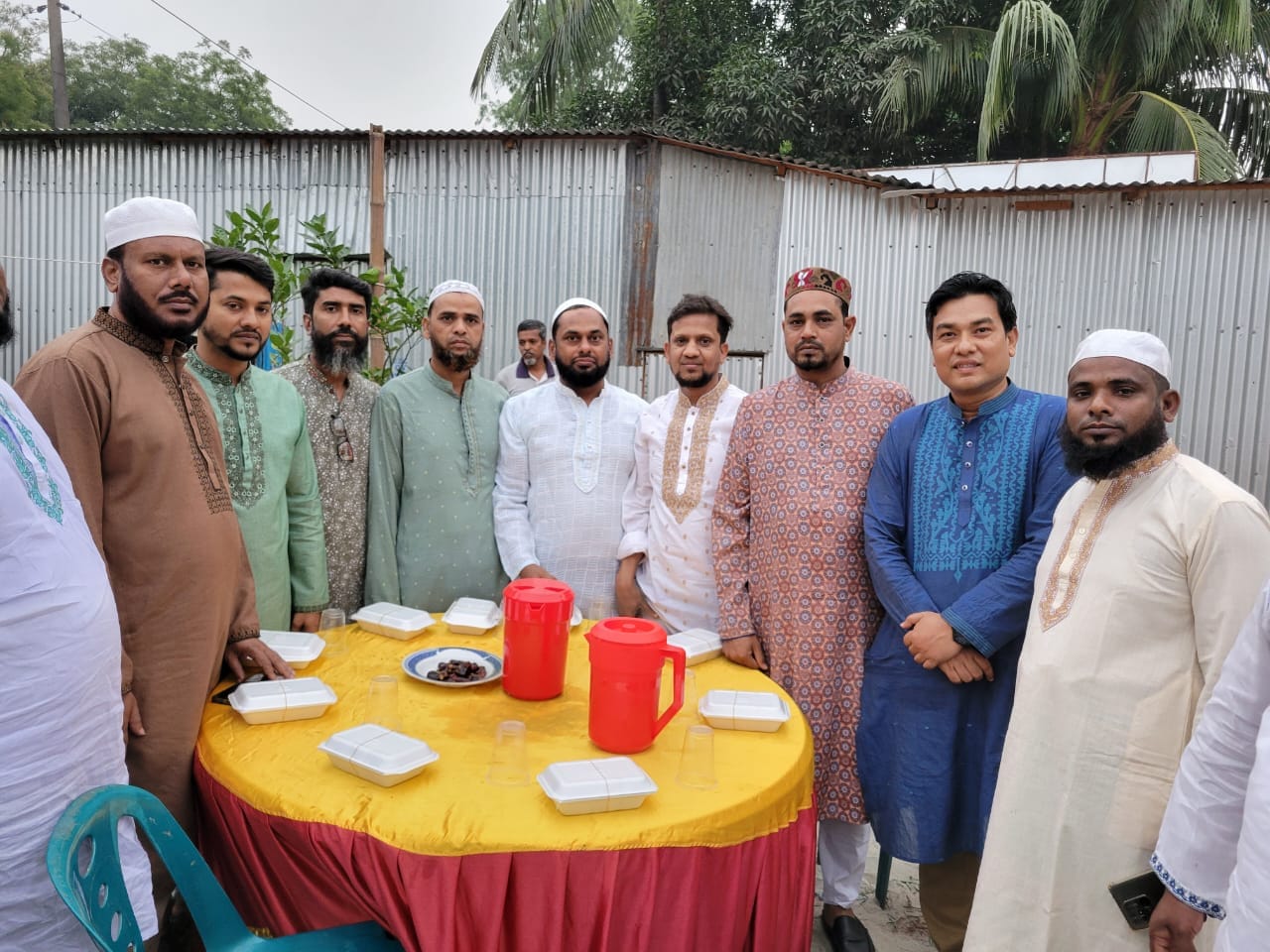 রূপগঞ্জ বিল্ডার্স মার্কেটের উদ্যোগে ইফতার ও দোয়া মাহফিল অনুষ্ঠিত