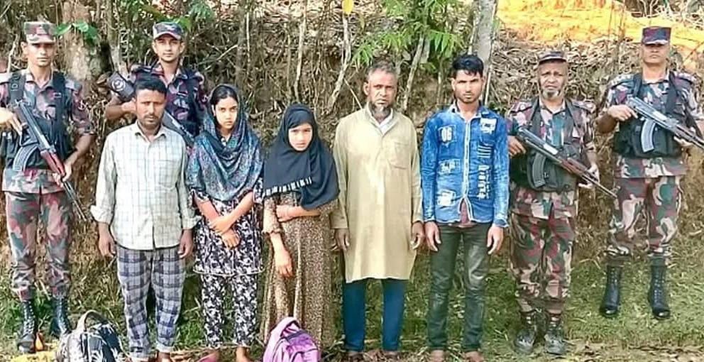 অবৈধ অনুপ্রবেশকালে বিজিবি'র হাতে ৫ জন গ্রেপ্তার